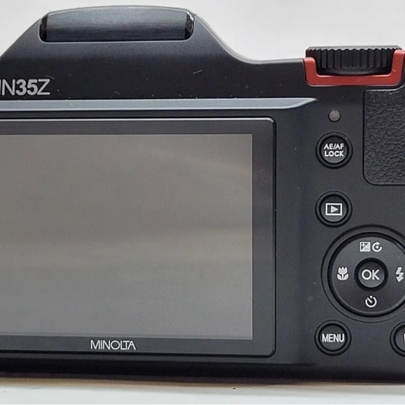 Only used once Minolta digital camera - Picture 12 of 13